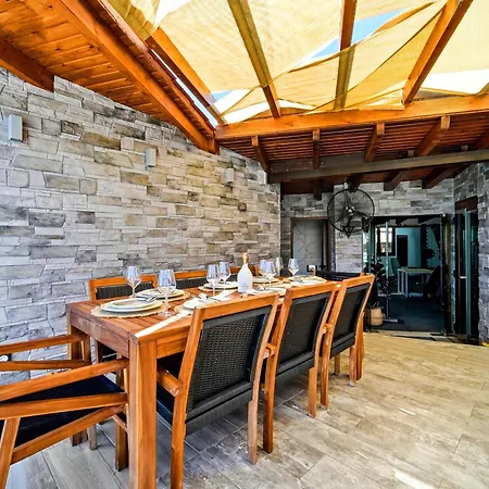 Βίλα Helios Luxury Sea View With Private Pool Gym And Bbq Area
