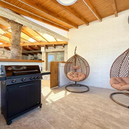 Helios Luxury Sea View With Private Pool Gym And Bbq Area *
