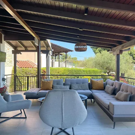 Helios Luxury Sea View With Private Pool Gym And Bbq Area Villa