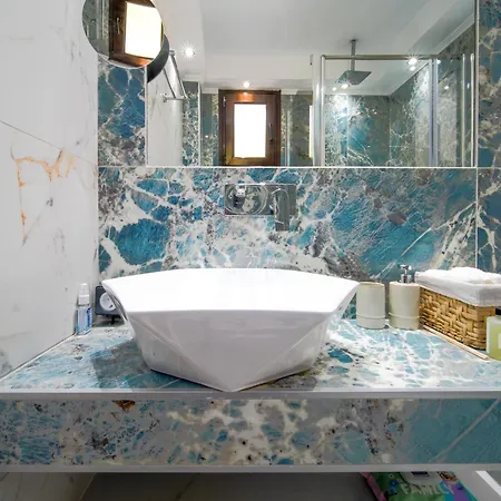 Helios Luxury Sea View With Private Pool Gym And Bbq Area