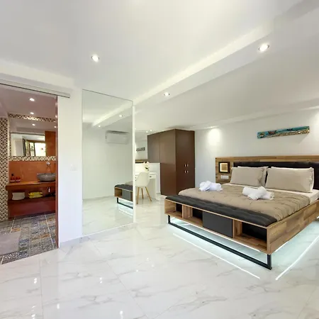 Helios Luxury Sea View With Private Pool Gym And Bbq Area